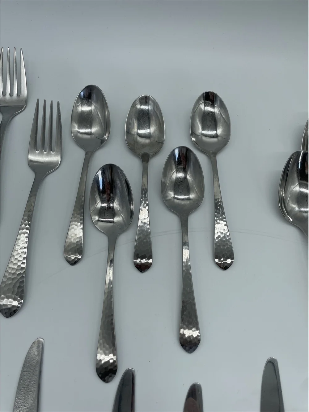 Reed & Barton  RDS299 Every Day Hammered Stainless 40 Pieces